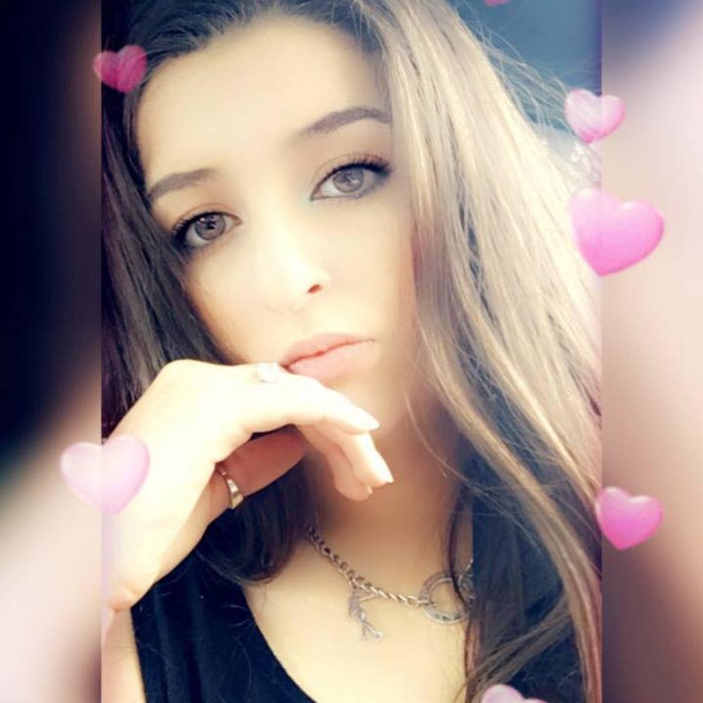 Meet your Posher, Jade